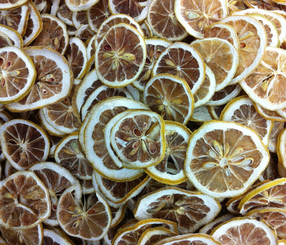 Dehydrated lemon slices